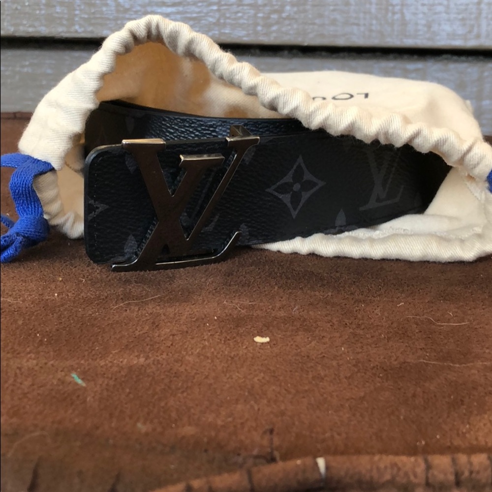 Louis Vuitton black belt